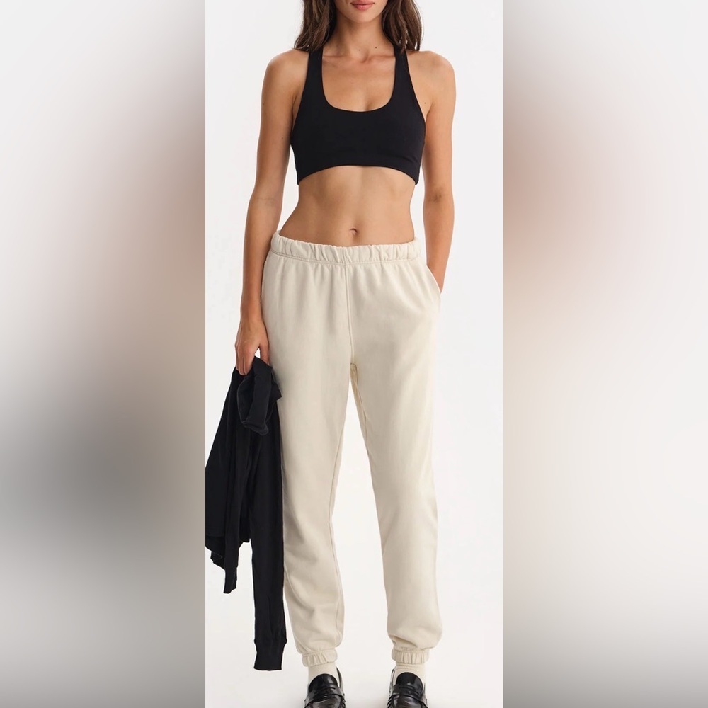 Mate the Label Organic Fleece Relaxed Pocket Sweatpant. Bone size small